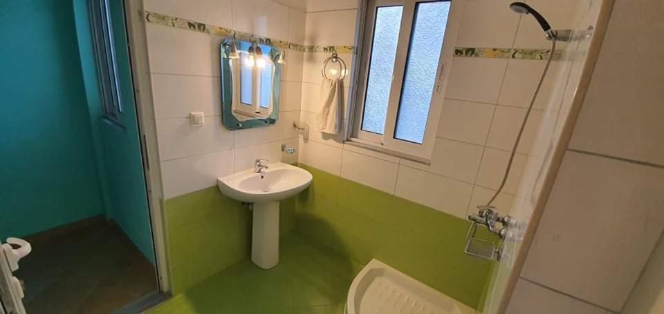 Enjoy Apartment Sarande Ngoại thất bức ảnh